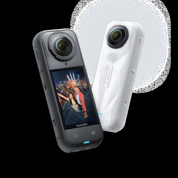 Insta360 X5