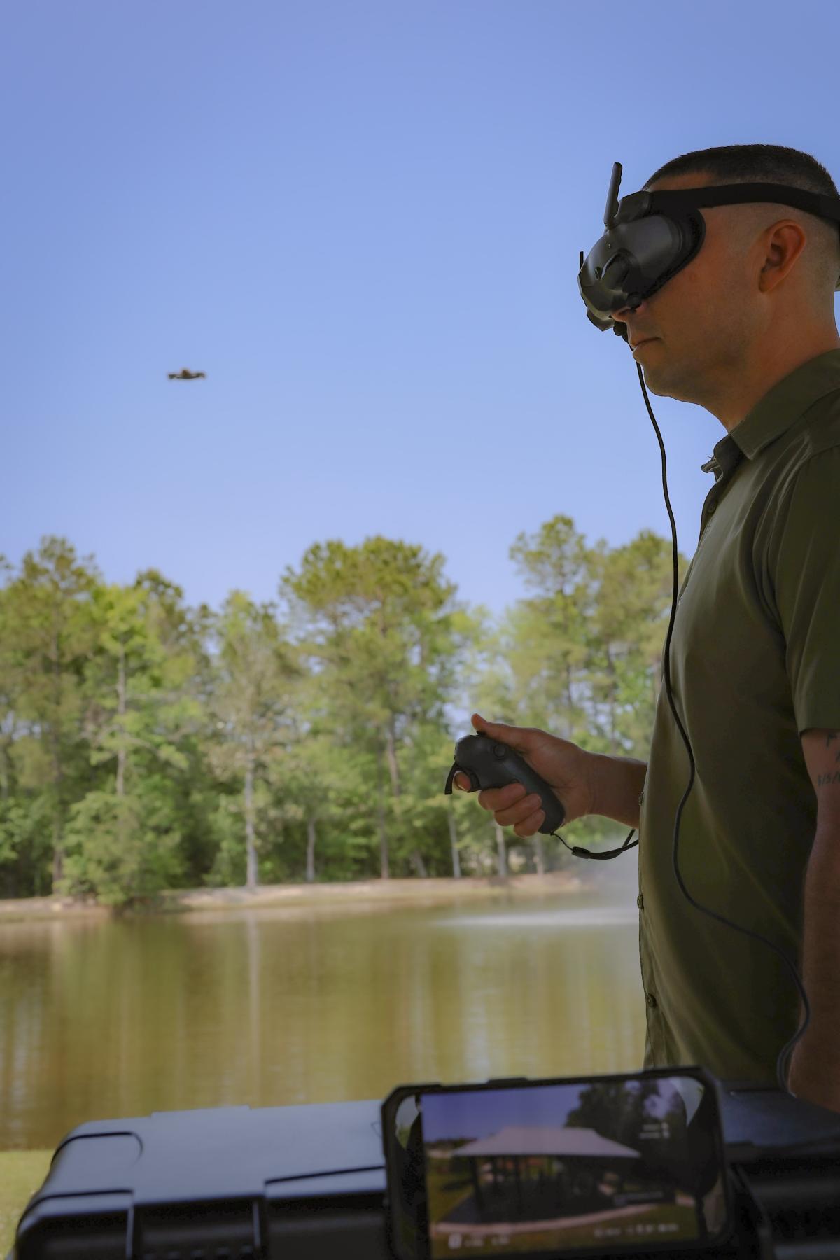 https://thedroningcompany.com/images/1219/gallery/drone-4-1777239494.jpg