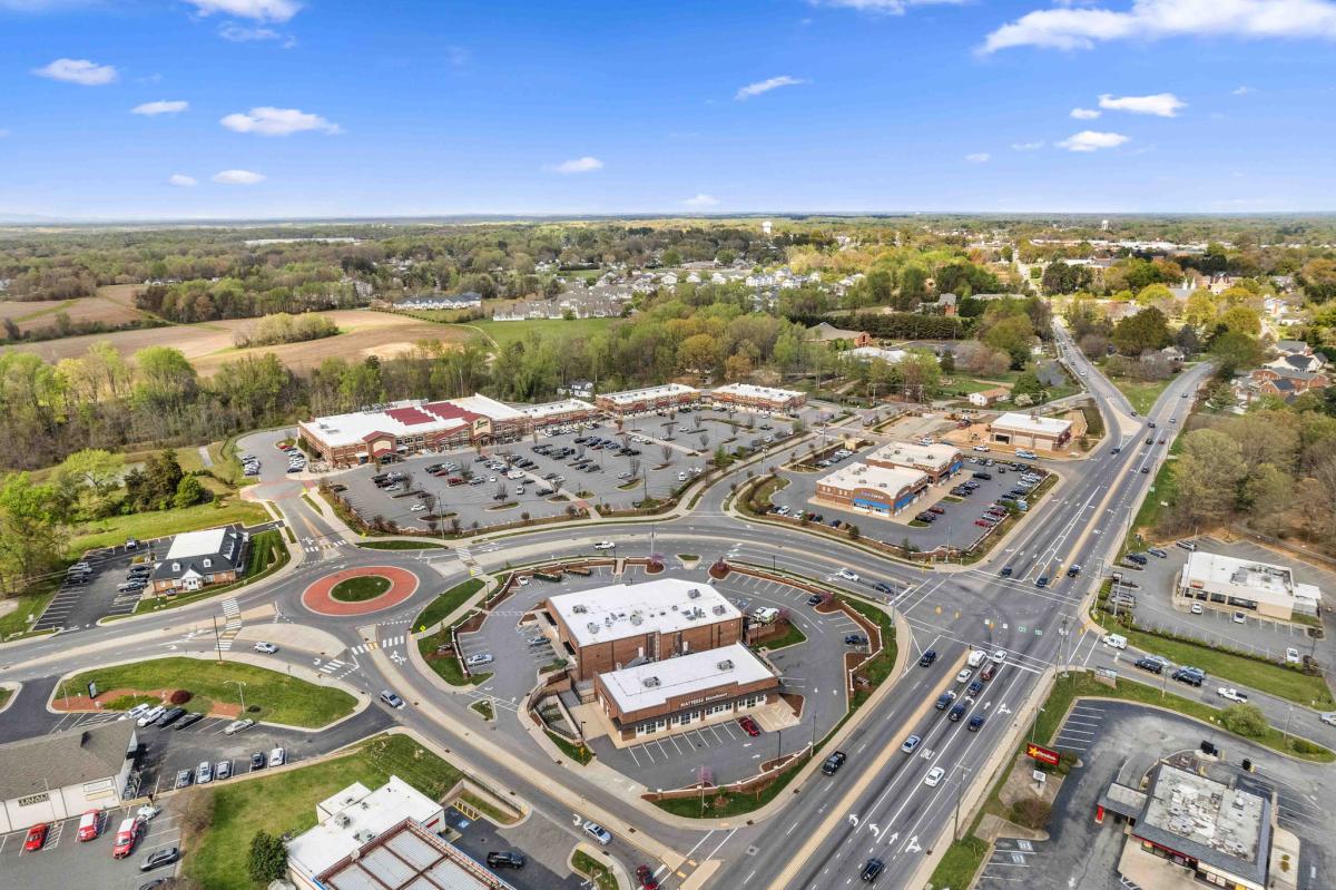 https://thedroningcompany.com/images/1279/gallery/3-web-or-mls-sample-shopping-center-1775744852.jpg
