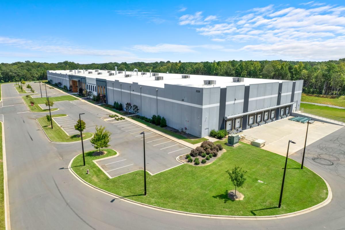 https://thedroningcompany.com/images/1279/gallery/9-web-or-mls-2225-williams-industrial-blvd-1775755629.jpg