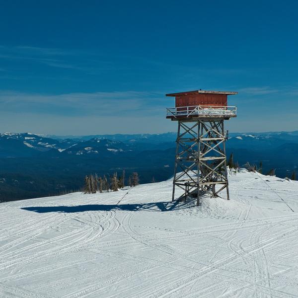 https://thedroningcompany.com/images/1564/gallery/lookout-1778242845.jpg