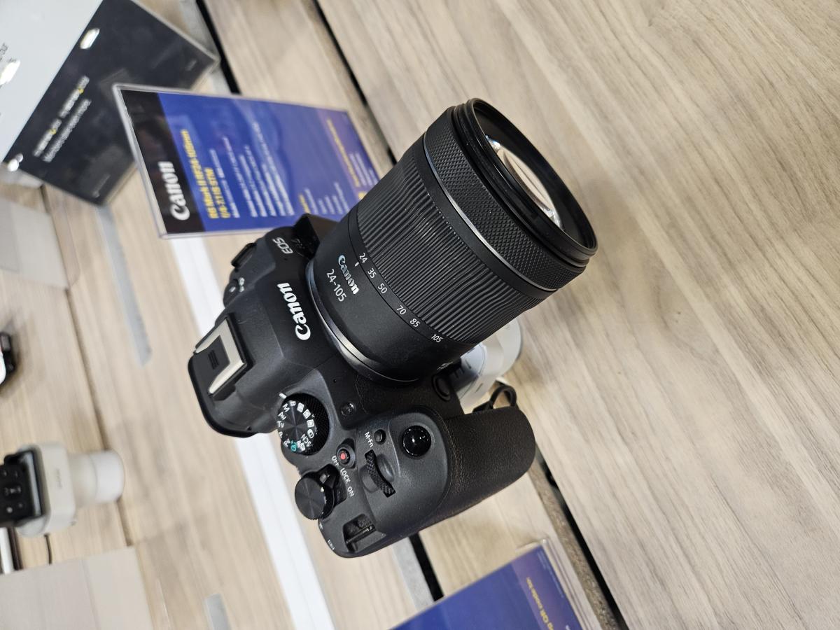 Canon EOS R6 Mark 2
