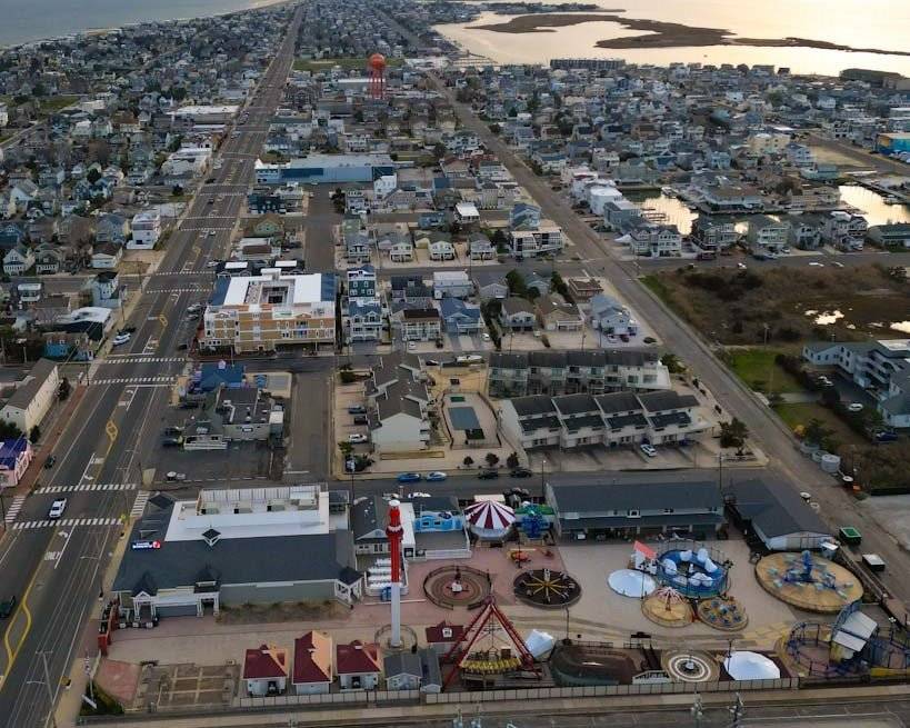 https://thedroningcompany.com/images/263/gallery/6393f2eb935b9.jpeg