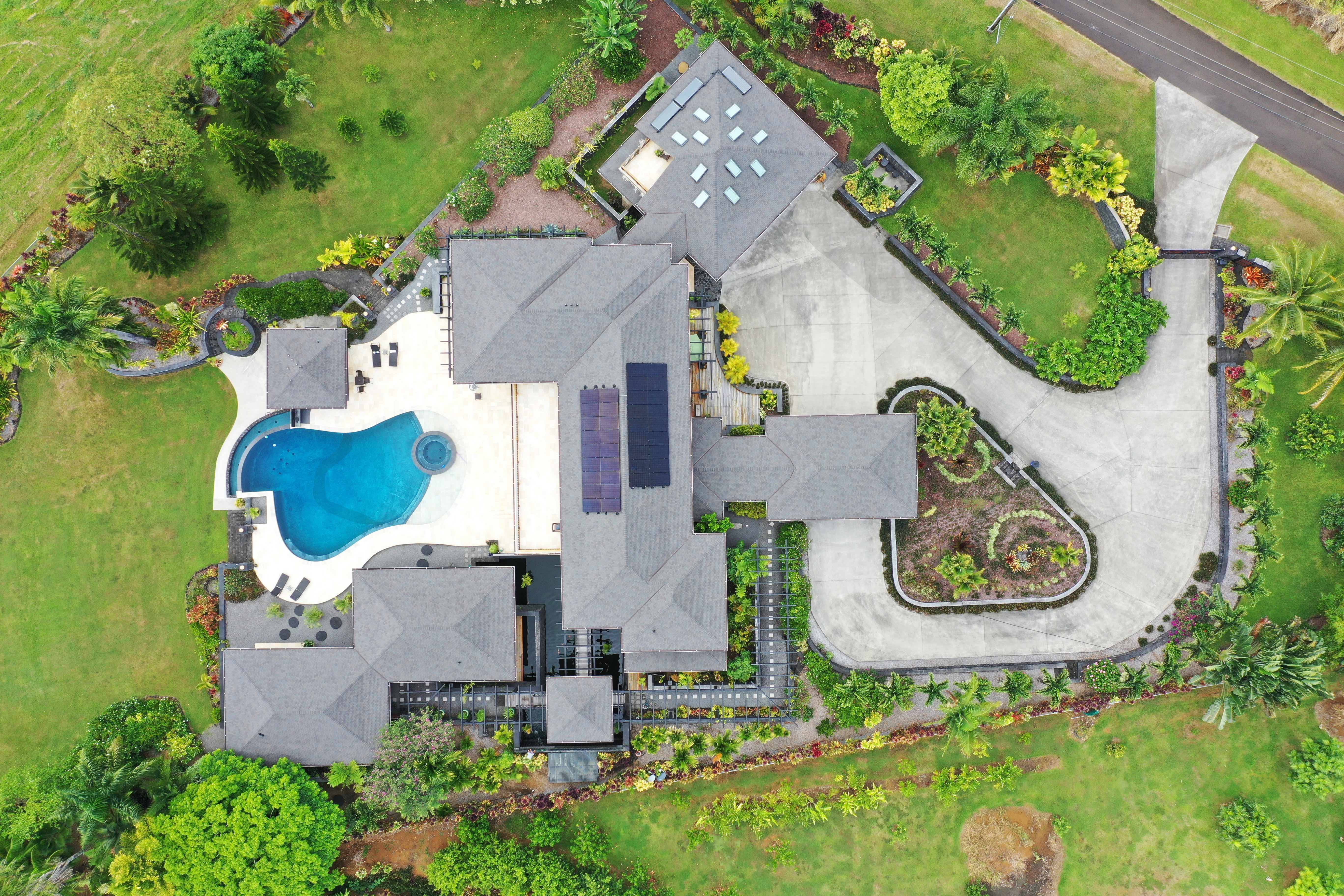 https://thedroningcompany.com/images/276/gallery/63c905f164c0d.jpeg