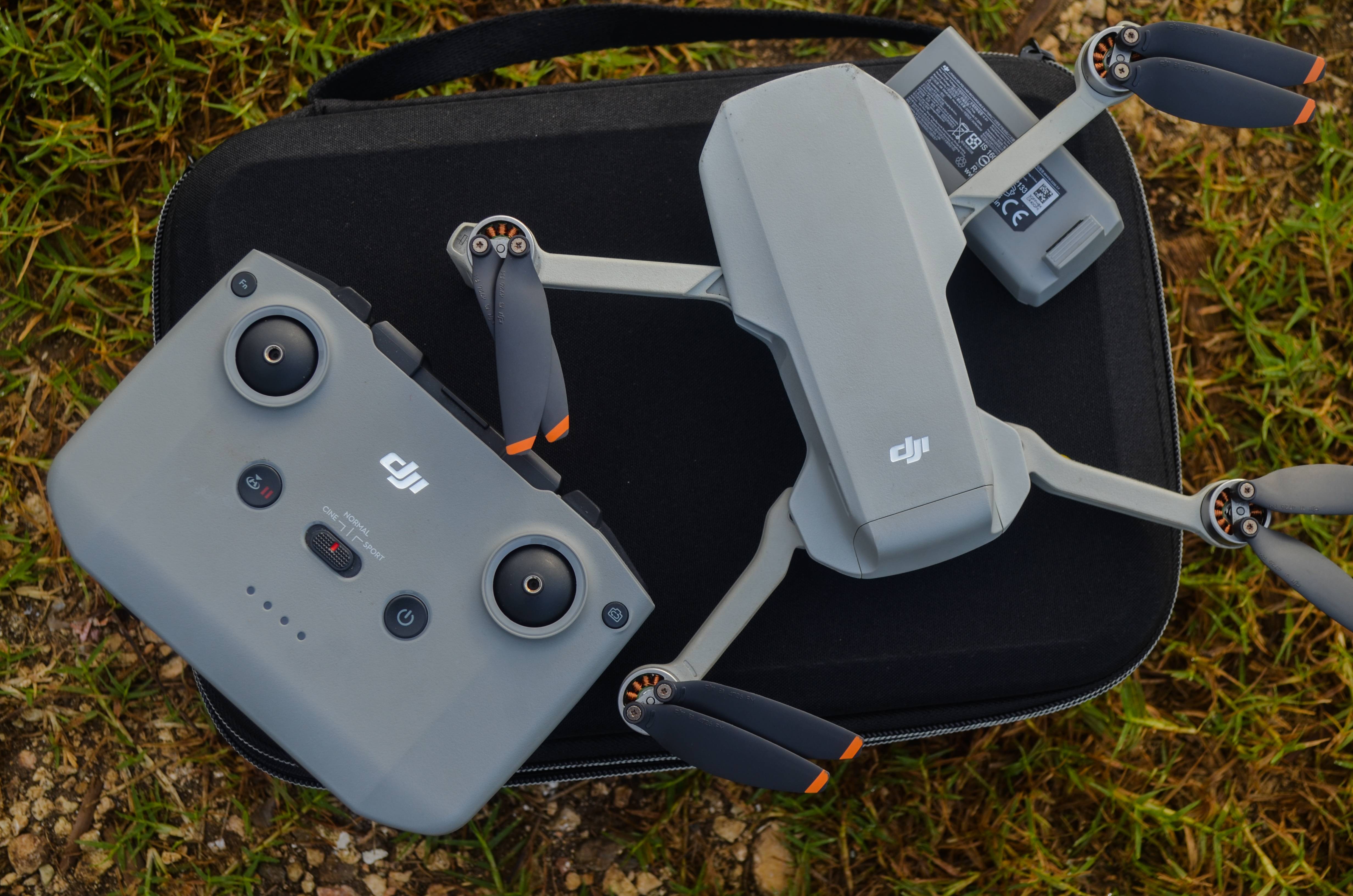 Mavic 3 Mini with Fly More Kit and Propeller Guard