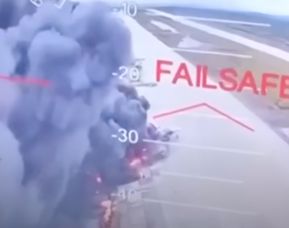 When a Mouse annihilates a Lion